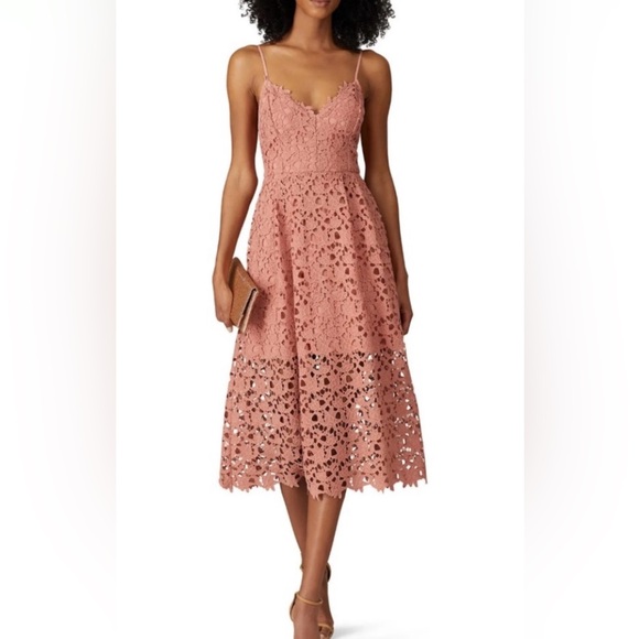 ASTR The Label Dresses & Skirts - Astr Lace Midi Dress in Pink Size Small